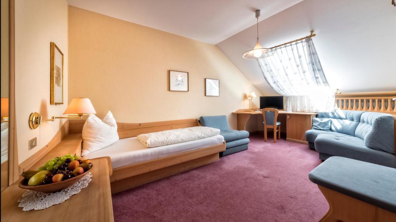 Hotel Brueckenwirt Novacella Экстерьер фото