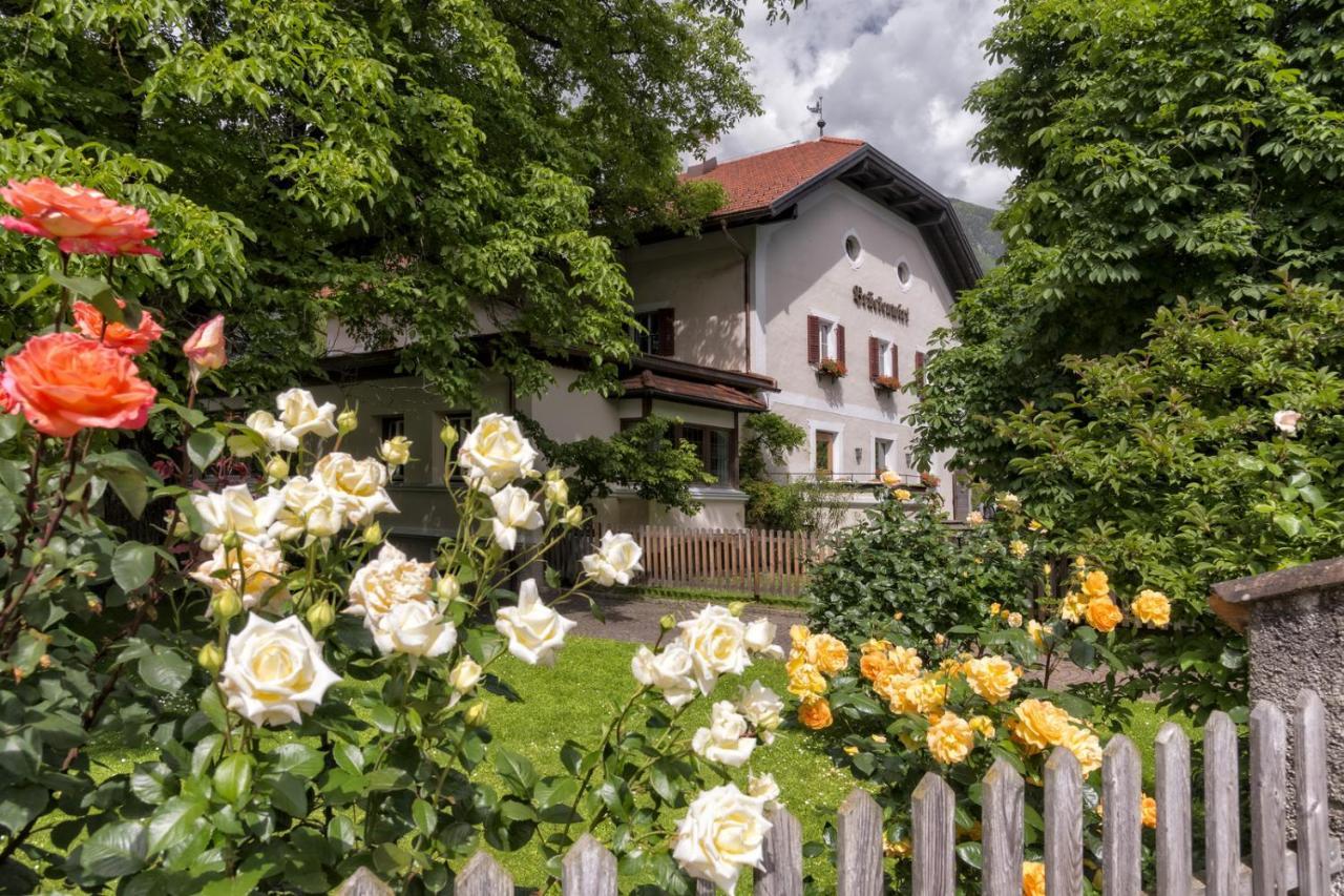 Hotel Brueckenwirt Novacella Экстерьер фото